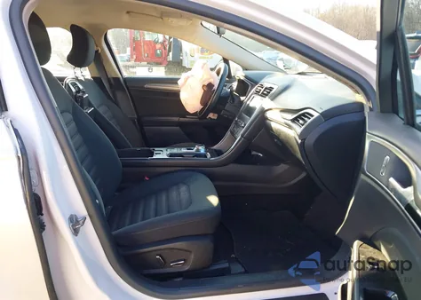 2017 Ford Fusion Se из США, поврежденный, VIN 3FA6P0H74HR102488